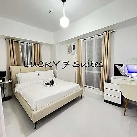 Lucky 7 Suites