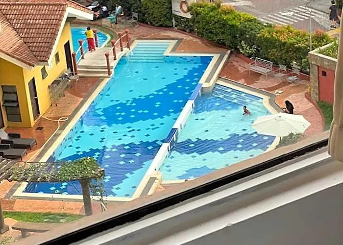Lucky 7 Hotel