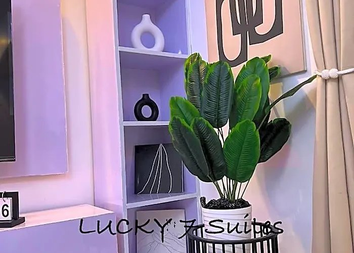 Lucky 7 فندق مانيلا